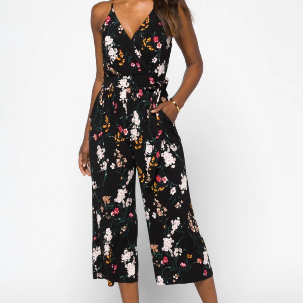 KAILEIGH Rica Knit Crop Jumpsuit - size small